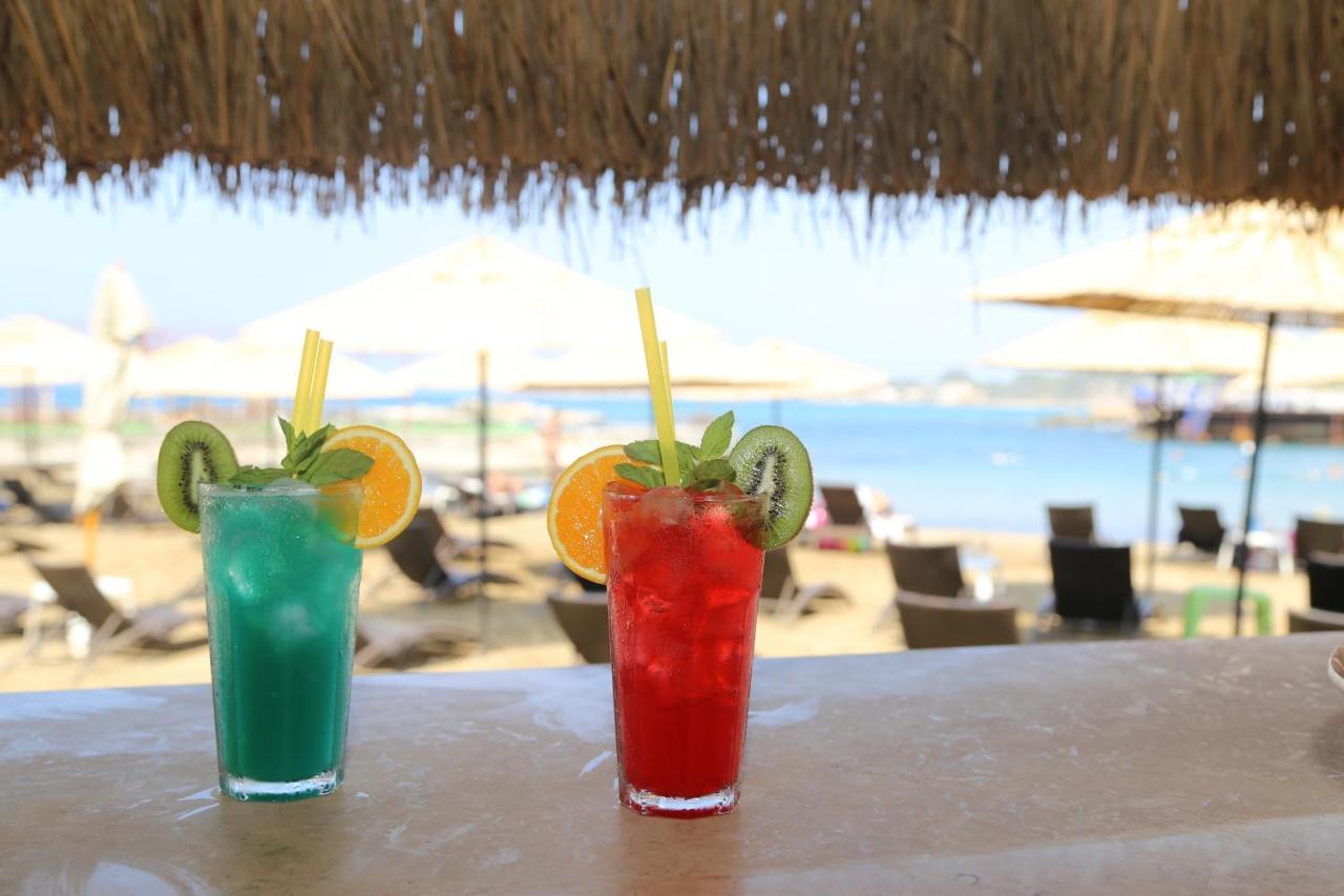 Celebrity Hotel Lapta Dış mekan fotoğraf